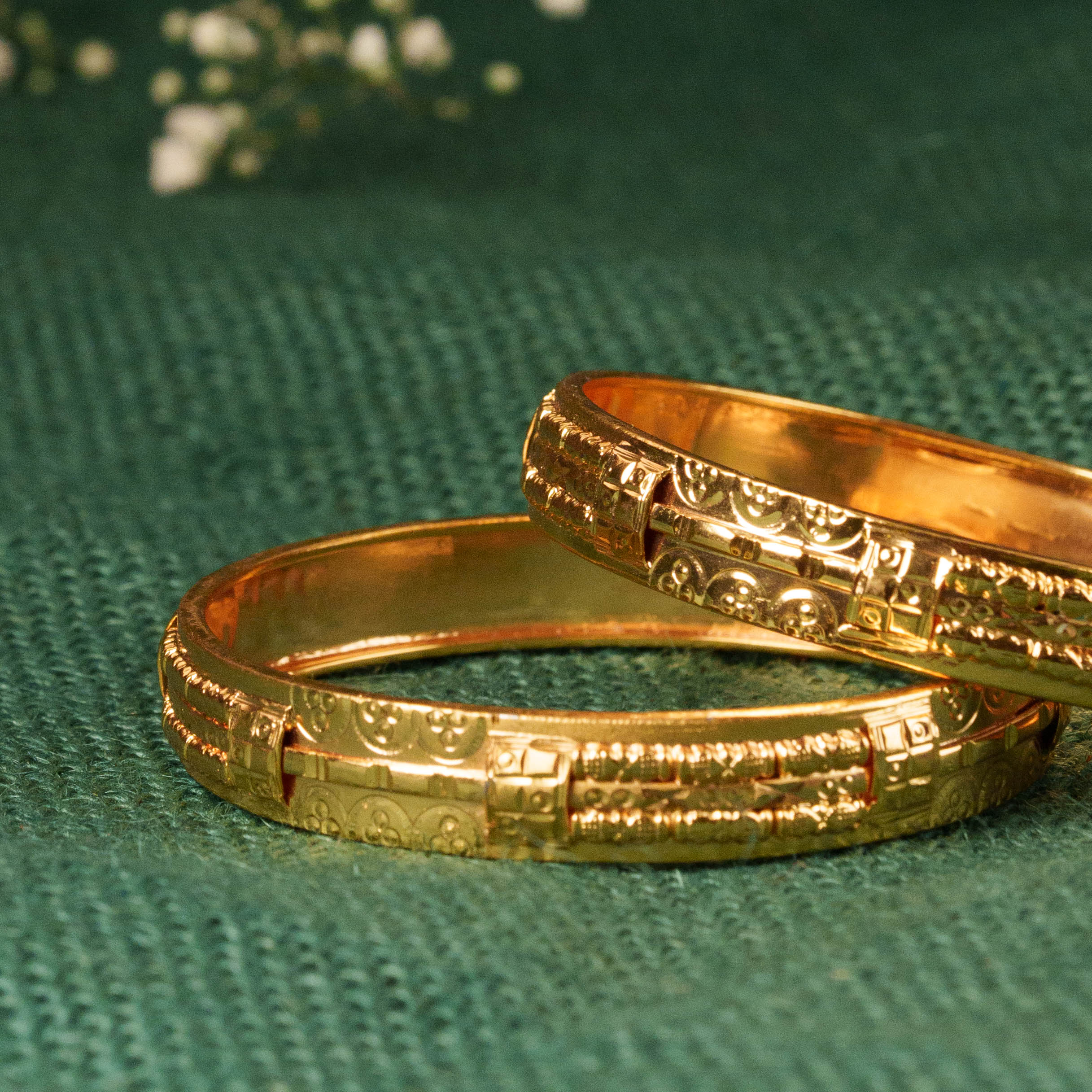 Vishruta Bangle - Image 3