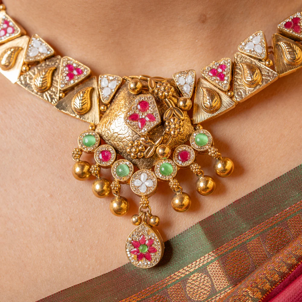 Blush & Bloom Necklace Set - Image 3