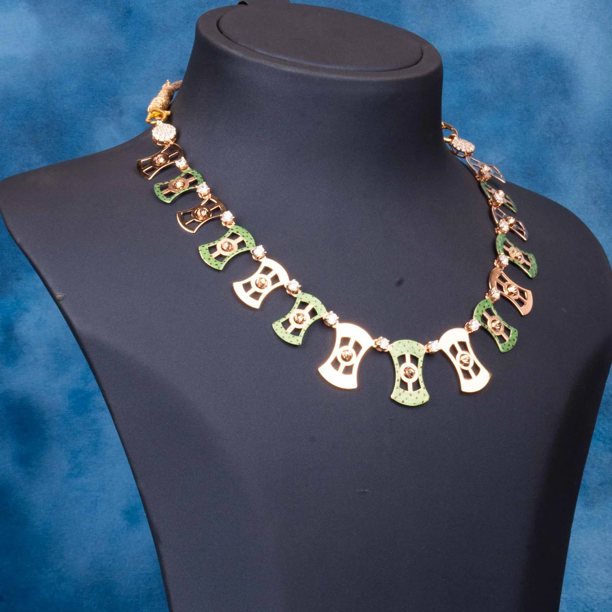 Spark - Rose Gold Necklace - Image 3